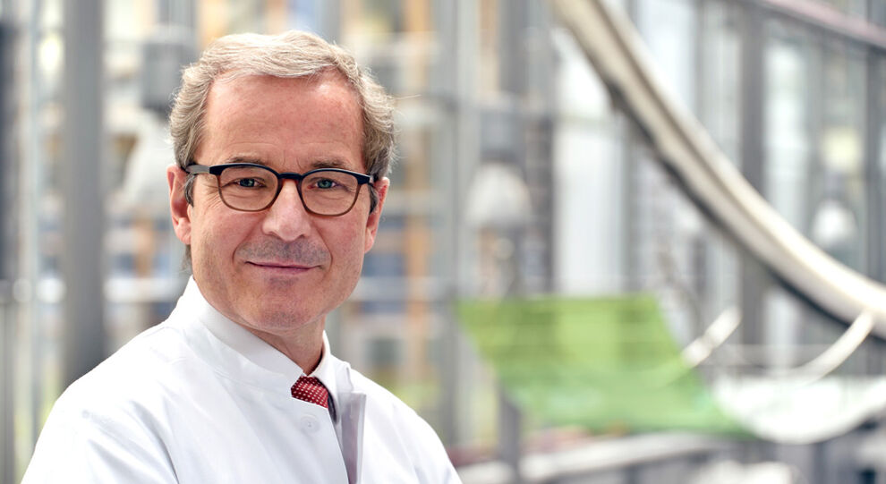 Prof. Andreas Stallmach, Direktor der Klinik für Innere Medizin IV, Foto: UKJ