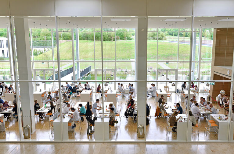 Cafeteria Hanfried in Gebäude A.