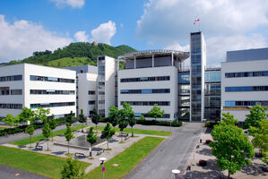 Erneuter Erfolg: Das Thüringer Universitätsklinikum in Jena zählt in der bundesweiten Klinikliste des Nachrichtenmagazins „Focus“ zu den „Top Nationalen Krankenhäusern“. Foto: UKJ.