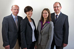 Das Gründer-Team der oncgnostics GmbH (Prof. Dr. Matthias Dürst, Kerstin Brox, Dr. Martina Schmitz und Dr. Alfred Hansel, v.l.) ist Gewinner des Transferpreises beim Thüringer Forschungspreis 2013. Foto: oncgnostics GmbH