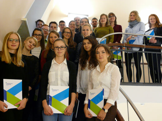 22 Medizinstudenten erhielten ein Promotionsstipendium. Foto: vdG