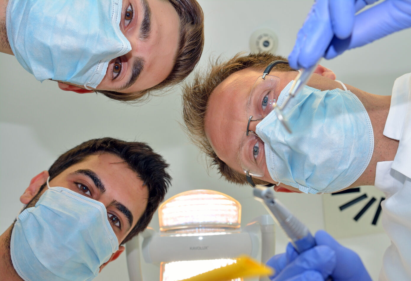 Etwa jeder vierte Erwachsene hat Angst vorm Zahnarzt. UKJ-Wissenschaftler haben untersucht, was dagegen hilft. Foto: M. Szabo/ UKJ