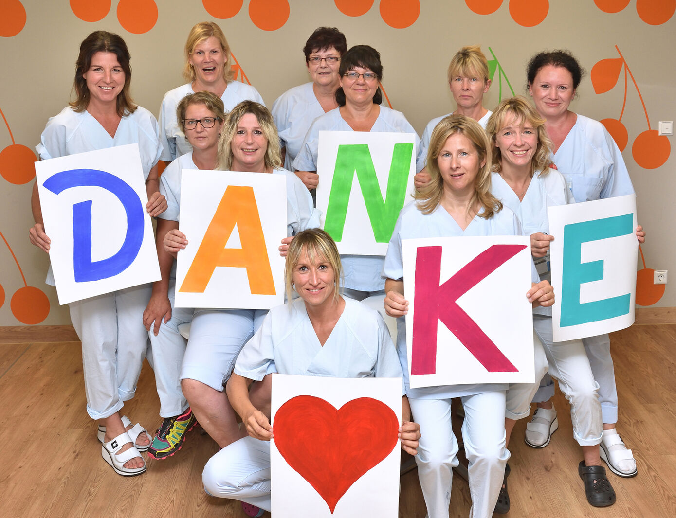 Sie sind Deutschlands beliebteste Pflegeprofis: Das Team der Jenaer Kinderonkologie der Station E130 am Universitätsklinikum Jena. Fotos: UKJ/Grau