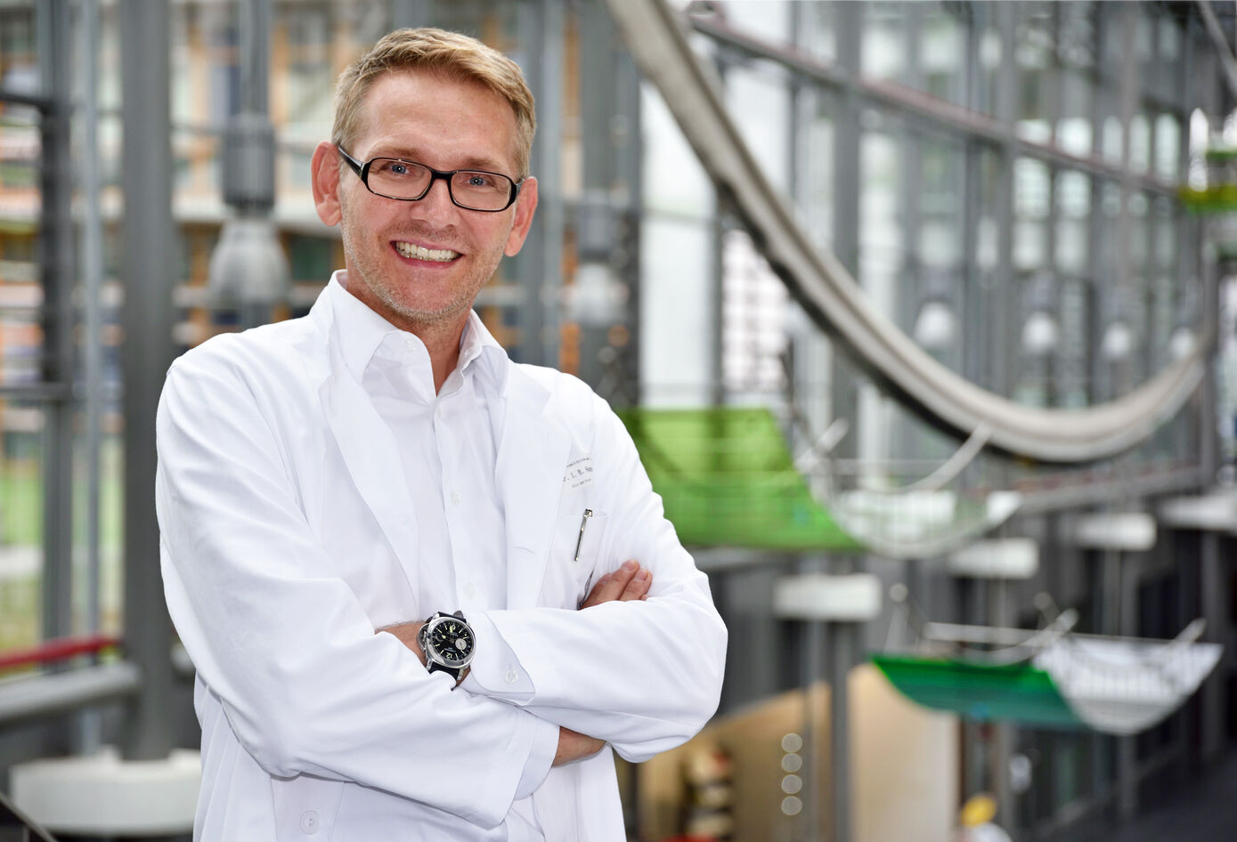 Prof. Dr. Ingo B. Runnebaum, Direktor der Klinik und Poliklinik für Frauenheilkunde und Fortpflanzungsmedizin des Universitätsklinikums Jena. Foto: UKJ/Szabó. 