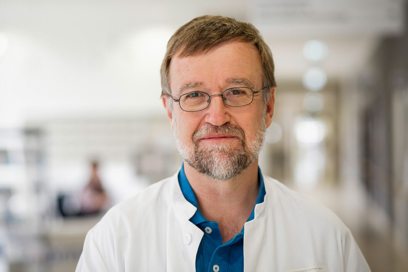 Prof. Hans-Joachim Metzel, Leiter der Jenaer Kinderradiologie, bringt sein Wissen und seine Erfahrung in den Ausschuss „Strahlenschutz in der Medizin“ ein. Foto: UKJ / Schroll