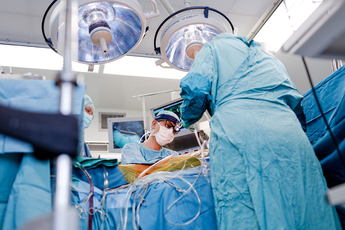 Prof. Dr. Torsten Doenst leitet seit 2010 die Klinik für Herz- und Thoraxchirurgie am UKJ. Foto: Schroll