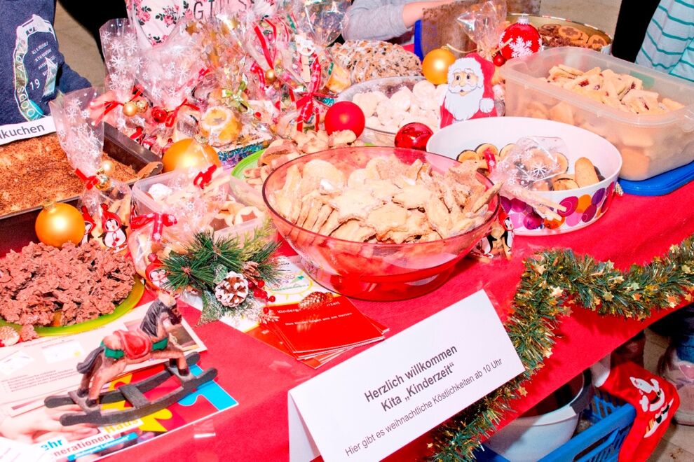 Egal ob Plätzchen, Stricksocken oder Kerzen: Beim Weihnachtsmarkt in der Magistrale sind Gemeinnützige herzlich zur Teilnahme aufgerufen. Foto: Ebert 