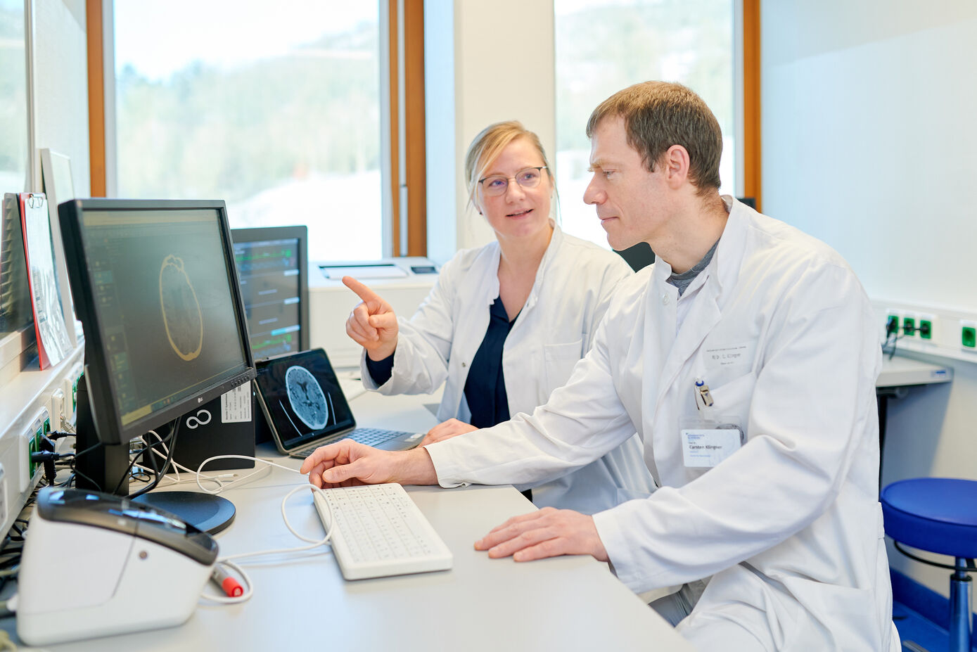 Dr. Caroline Klingner und Prof. Dr. Carsten Klingner sind Schlaganfall-Experten am UKJ. Foto: Hellmann/UKJ