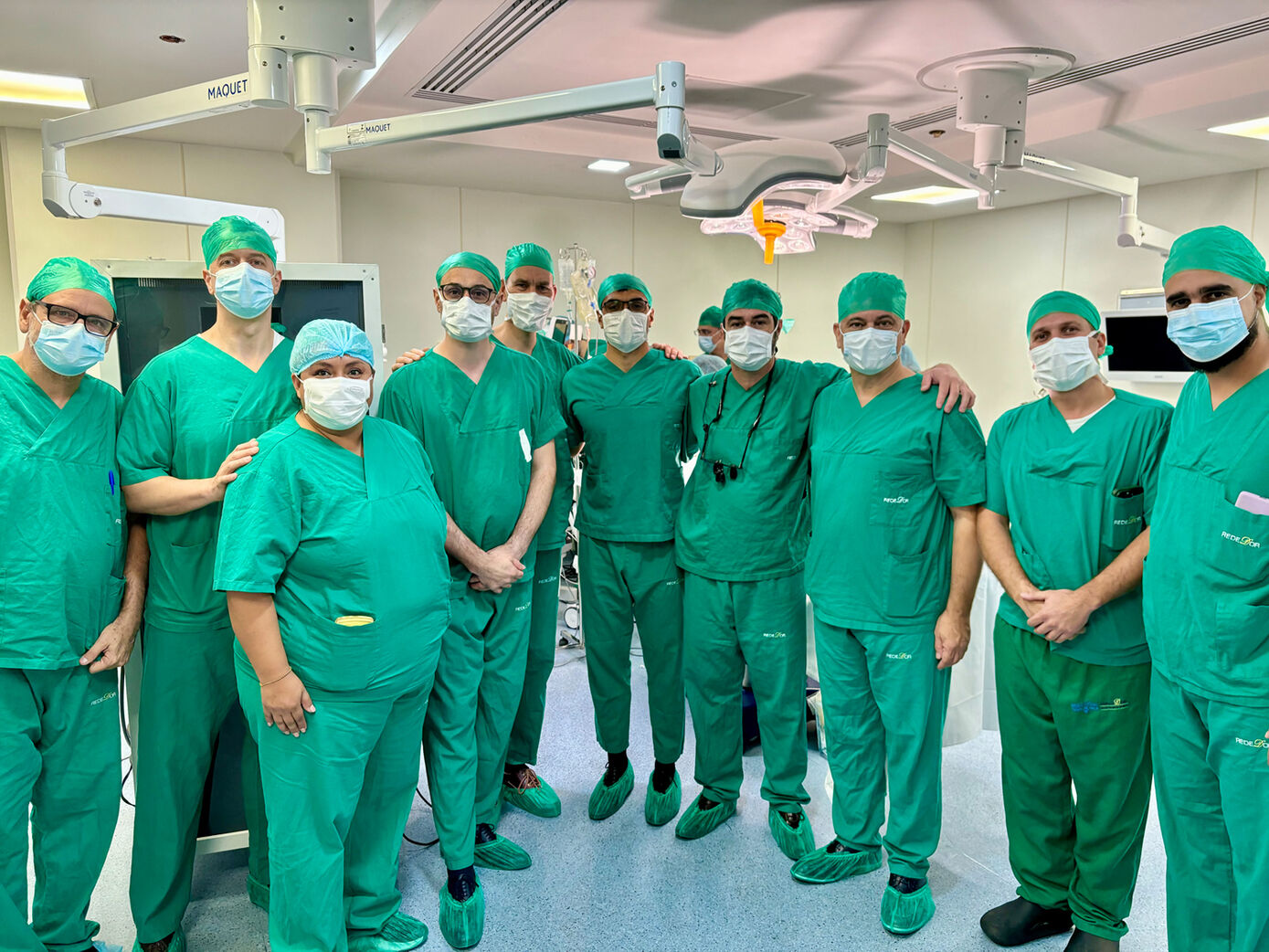 Jena-Style in Brasilien: In Rio de Janeiro zeigte das Jenaer Team um Hauptoperateur Professor Torsten Doenst einen minimal-invasiven Aortenklappenersatz. Foto: UKJ
