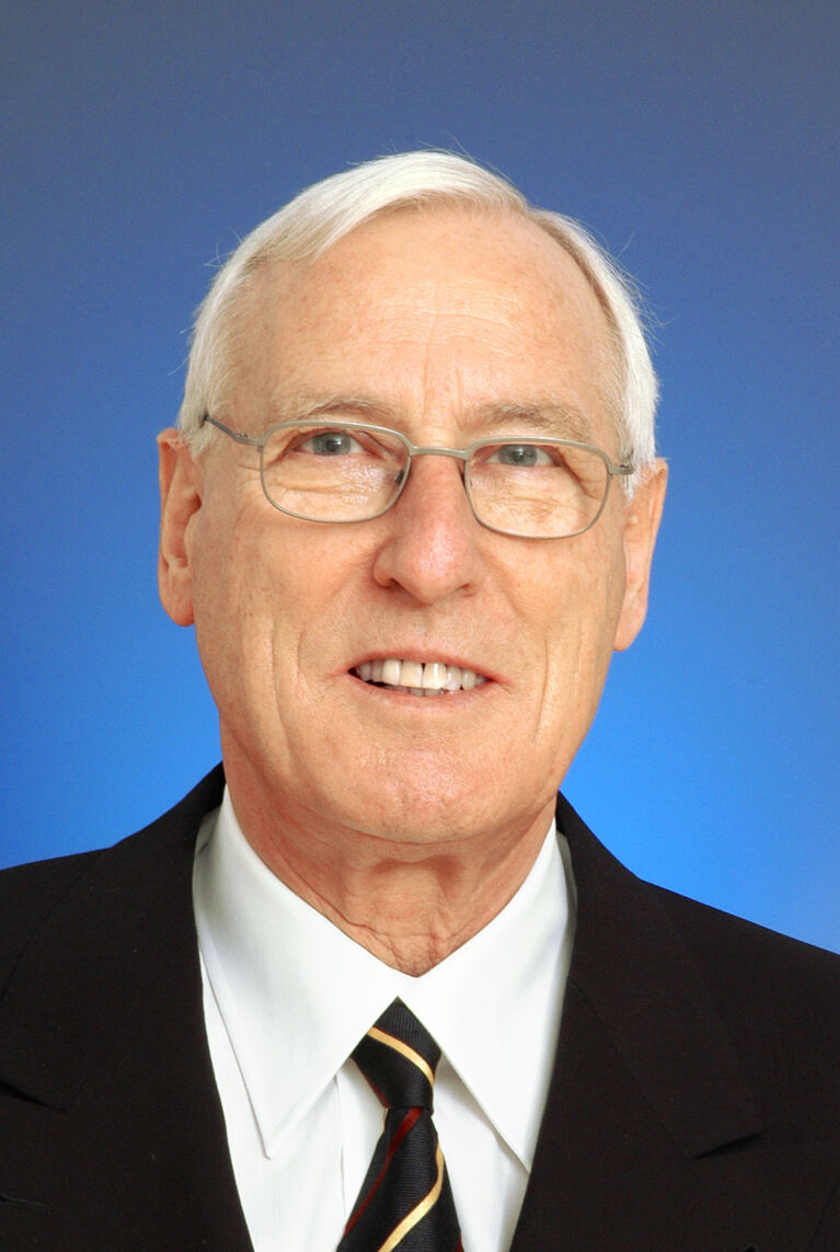 Professor Dr. Günter Stein